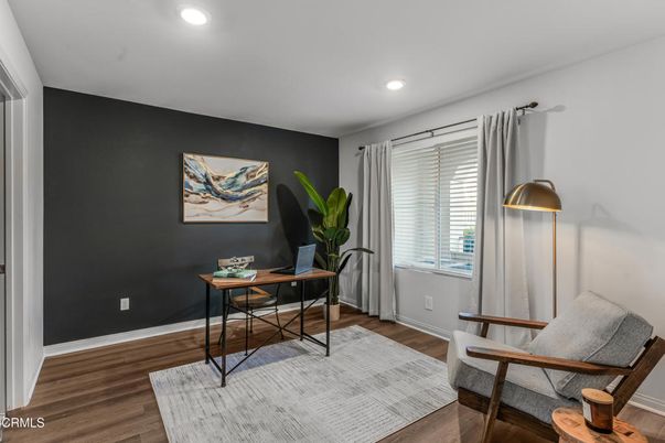 Home Office, Interior, Recessed Lighting, Wood Texture Flooring