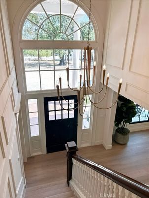 Chandelier, Interior, Water, Wood Texture Flooring