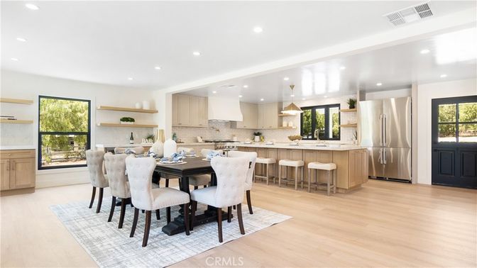 Dining room, Interior, Kitchen, Pendant Lights, Recessed Lighting, Stainless Steel Appliances, Wood Texture Flooring