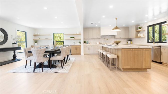 Dining room, Interior, Kitchen, Pendant Lights, Recessed Lighting, Stainless Steel Appliances, Wood Texture Flooring