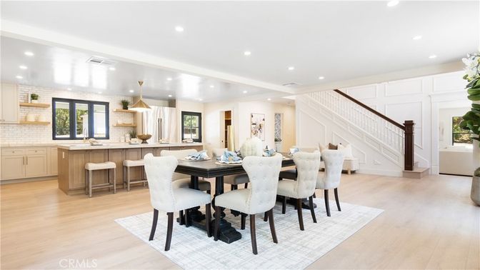 Dining room, Interior, Kitchen, Pendant Lights, Recessed Lighting, Wood Texture Flooring