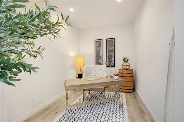 Home Office, Interior, Recessed Lighting, Wood Texture Flooring
