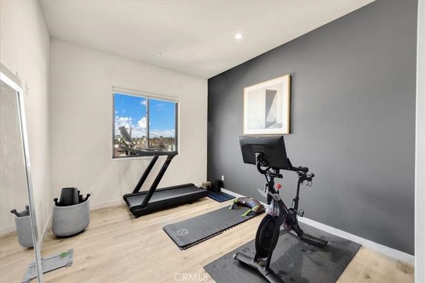 Fitness Equipment, Interior, Recessed Lighting, Wood Texture Flooring