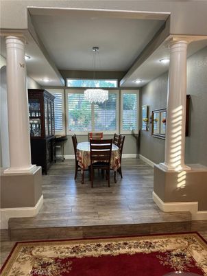 Chandelier, Dining room, Interior, Recessed Lighting, Wood Texture Flooring