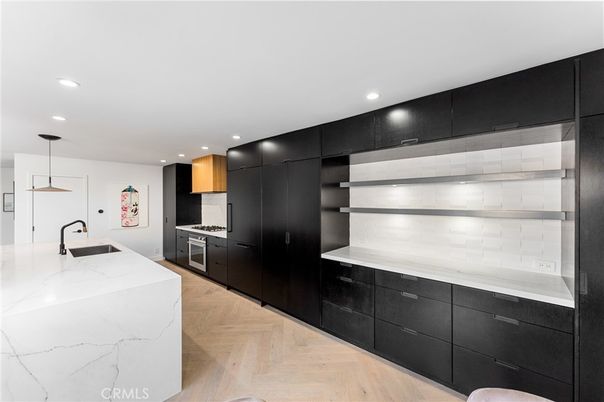 Interior, Kitchen, Pendant Lights, Recessed Lighting, Wood Texture Flooring