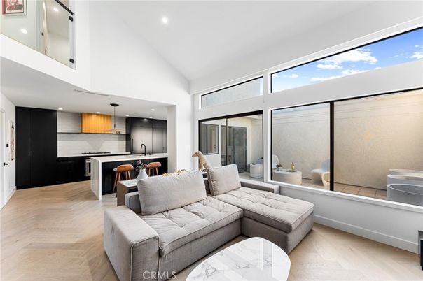 Interior, Kitchen, Living room, Pendant Lights, Recessed Lighting, Wood Texture Flooring