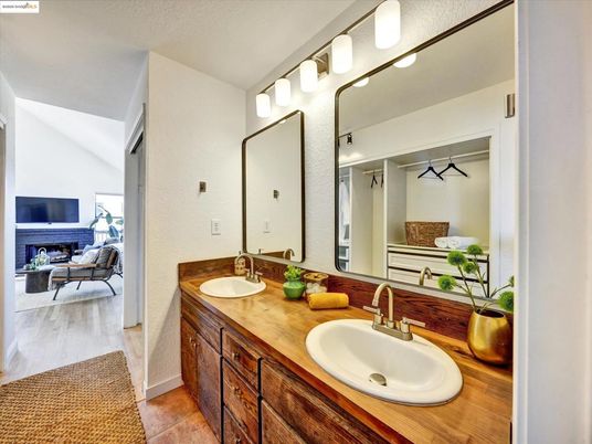 Bathroom, Dual Sink Vanities, Interior, Wood Texture Flooring
