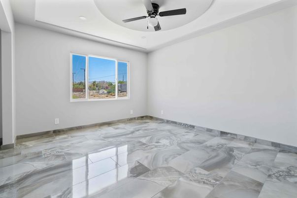 Empty room, Interior, Marble, Recessed Lighting