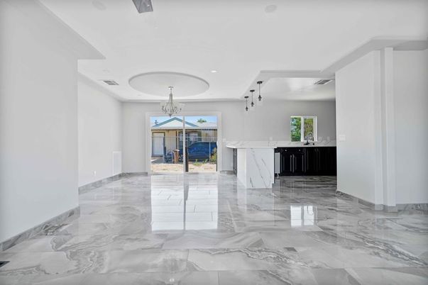 Chandelier, Empty room, Interior, Marble, Pendant Lights, Recessed Lighting
