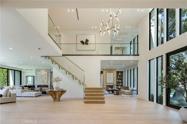 Interior, Living room, Pendant Lights, Recessed Lighting, Wood Texture Flooring