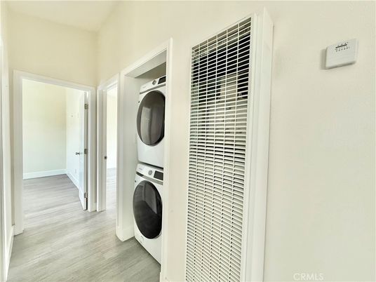 Interior, Utility Closets, Washer, Wood Texture Flooring