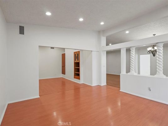 Empty room, Interior, Recessed Lighting, Wood Texture Flooring