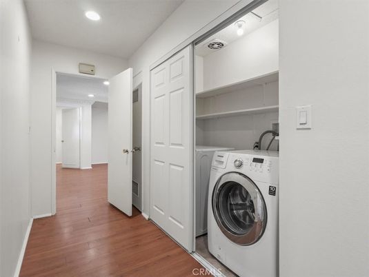 Interior, Recessed Lighting, Utility Closets, Washer, Wood Texture Flooring