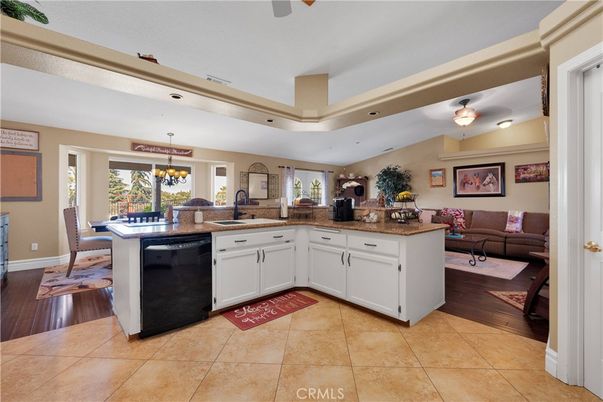 Chandelier, Dining room, Interior, Kitchen, Living room, Recessed Lighting, Wood Texture Flooring