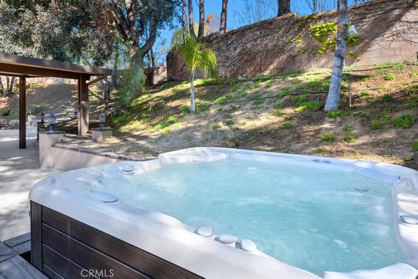 Exterior, Hot Tub