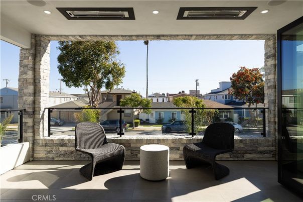Exterior, Recessed Lighting