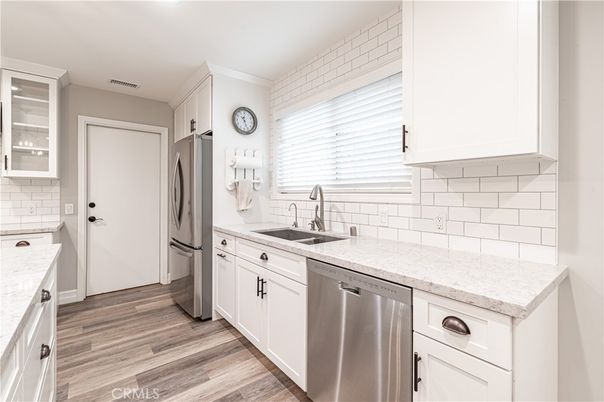 Interior, Kitchen, Stainless Steel Appliances, Wood Texture Flooring