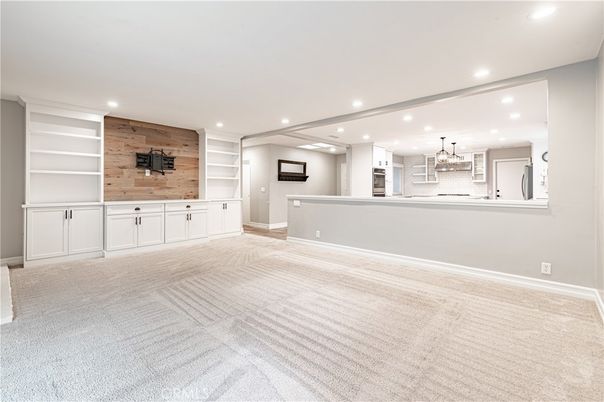 Empty room, Interior, Pendant Lights, Recessed Lighting, Wooden Walls