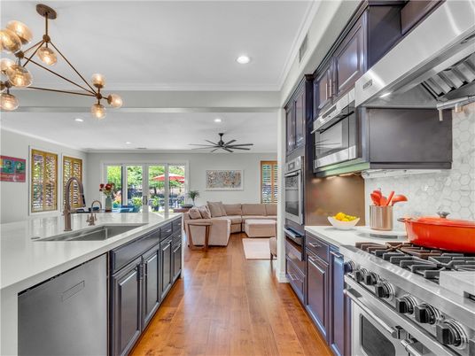 Interior, Kitchen, Living room, Pendant Lights, Recessed Lighting, Wood Texture Flooring