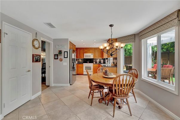 Chandelier, Dining room, Interior, Kitchen, Recessed Lighting