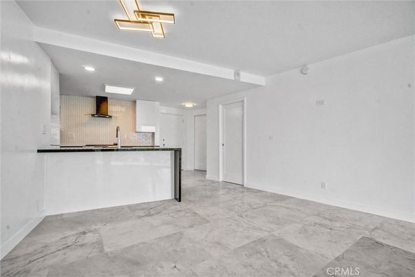 Interior, Kitchen, Marble, Recessed Lighting