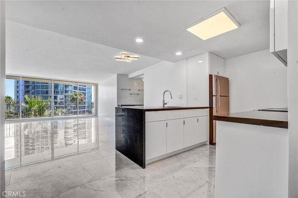 Interior, Kitchen, Marble, Recessed Lighting