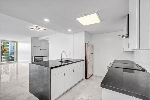 Interior, Kitchen, Marble, Recessed Lighting