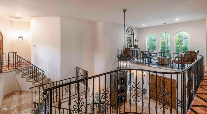 Chandelier, Interior, Recessed Lighting