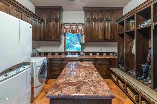 Interior, Kitchen, Washer