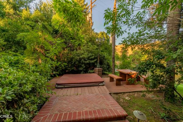 Exterior, Hot Tub