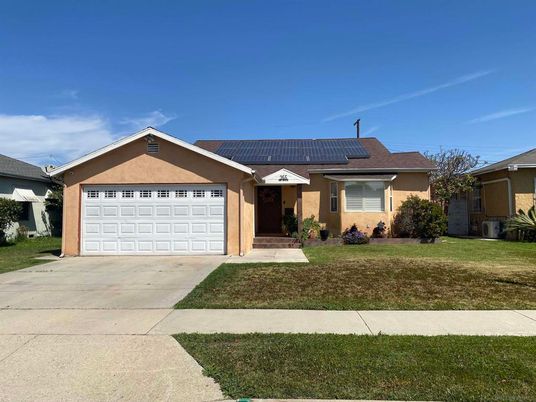 Attached, Exterior, Facade, Solar Panels, Ranch