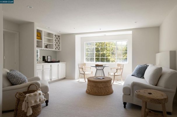 Dining room, Interior, Living room, Recessed Lighting
