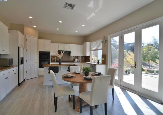 Dining room, Interior, Kitchen, Recessed Lighting, Wood Texture Flooring