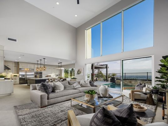 Dining room, Interior, Kitchen, Living room, Pendant Lights, Recessed Lighting, Stainless Steel Appliances, Water