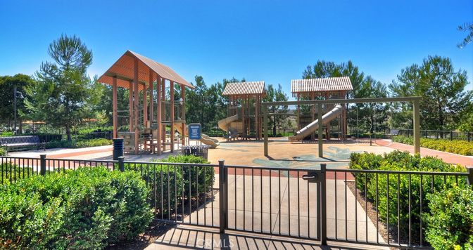 Backyard, Exterior, Playground