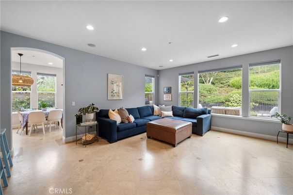 Dining room, Interior, Living room, Pendant Lights, Recessed Lighting