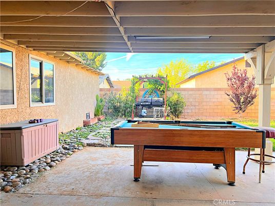 Billiard Table, Exterior, Game Room