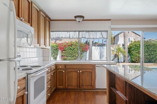 Interior, Kitchen, Wood Texture Flooring