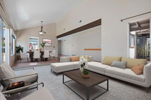 Dining room, Interior, Living room, Pendant Lights