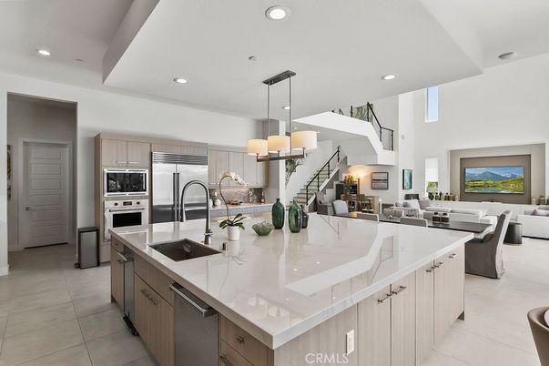 Chandelier, Dining room, Interior, Kitchen, Living room, Pendant Lights, Recessed Lighting, Stainless Steel Appliances