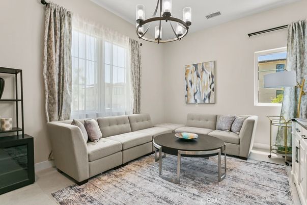 Chandelier, Interior, Living room, Pendant Lights