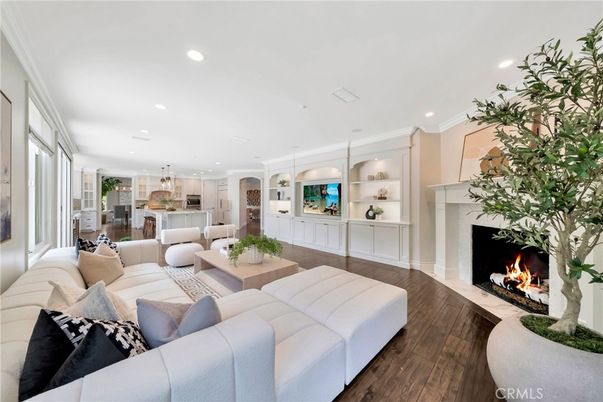 Fireplace, Interior, Kitchen, Living room, Pendant Lights, Recessed Lighting, Wood Texture Flooring