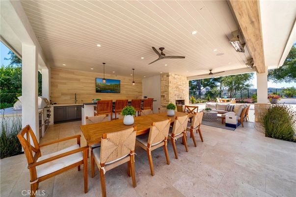Exterior, Fireplace