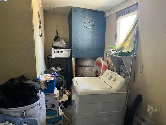 Interior, Washer