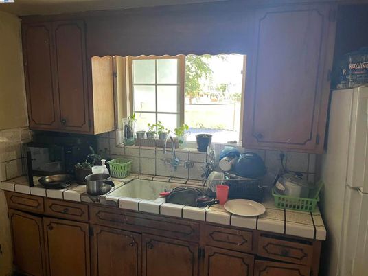 Interior, Kitchen, Tile Countertops