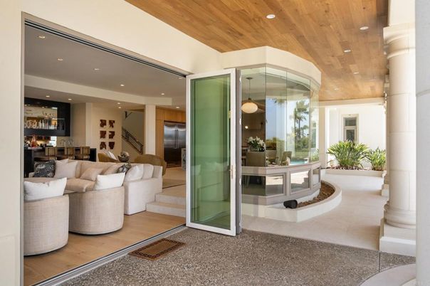 Dining room, Interior, Living room, Pendant Lights, Recessed Lighting, Wooden Ceilings