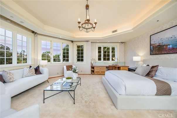 Bedroom, Chandelier, Interior, Recessed Lighting
