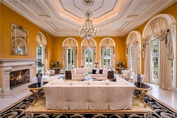 Chandelier, Fireplace, Interior, Living room