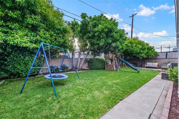 Backyard, Exterior, Playground