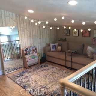 Interior, Living room, Pendant Lights, Recessed Lighting, Wood Texture Flooring